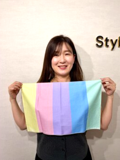 パーソナルカラー診断でブルベ夏(ライトサマー)、骨格ウェーブ、顔タイプソフトエレガントと診断されたお客様